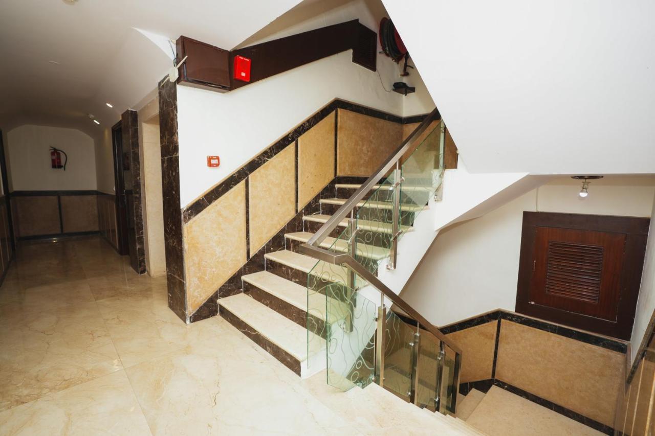 Hotel High 5 Land Делі Екстер'єр фото