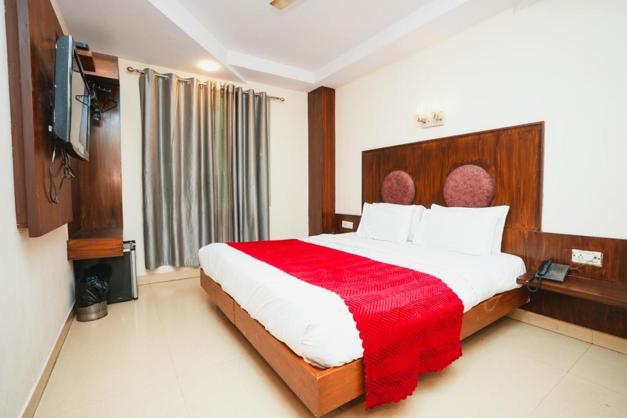 Hotel High 5 Land Делі Екстер'єр фото