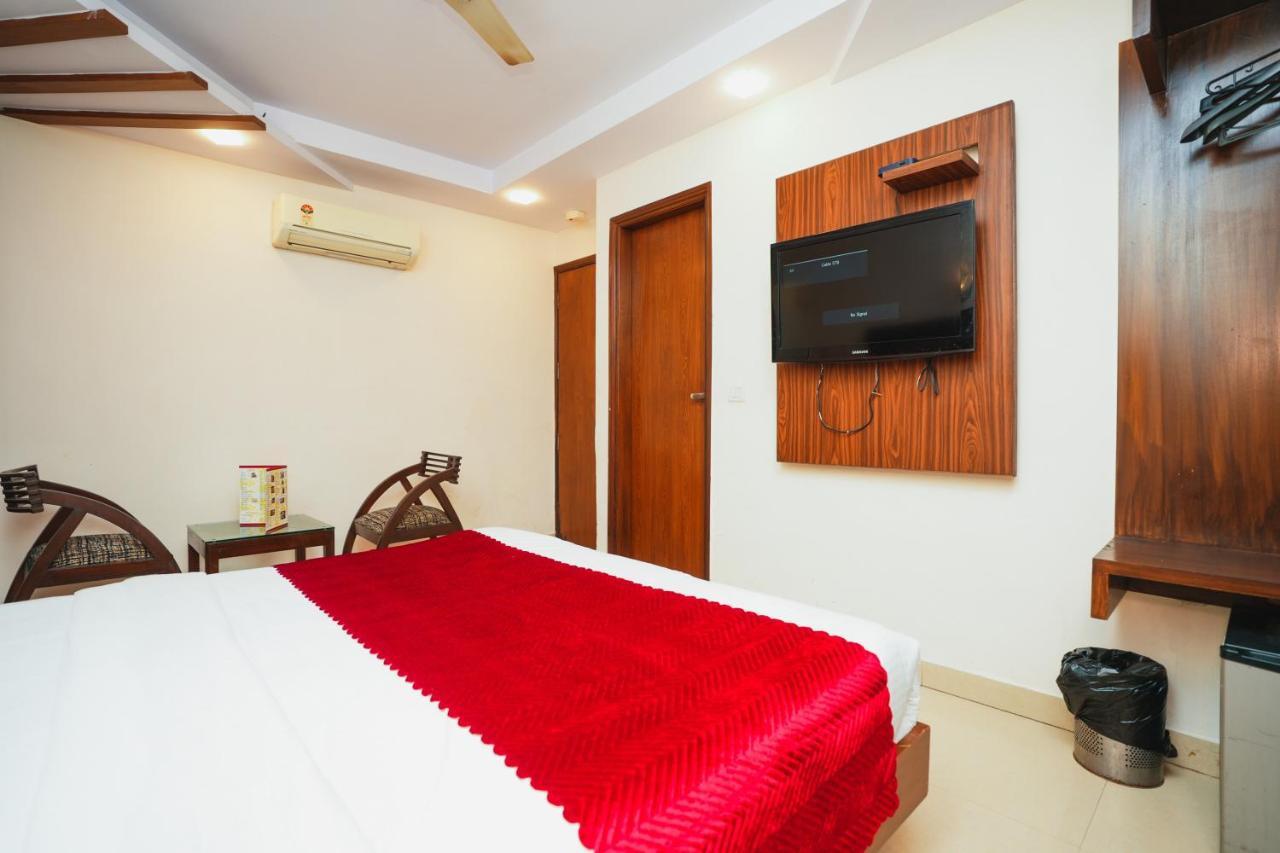 Hotel High 5 Land Делі Екстер'єр фото