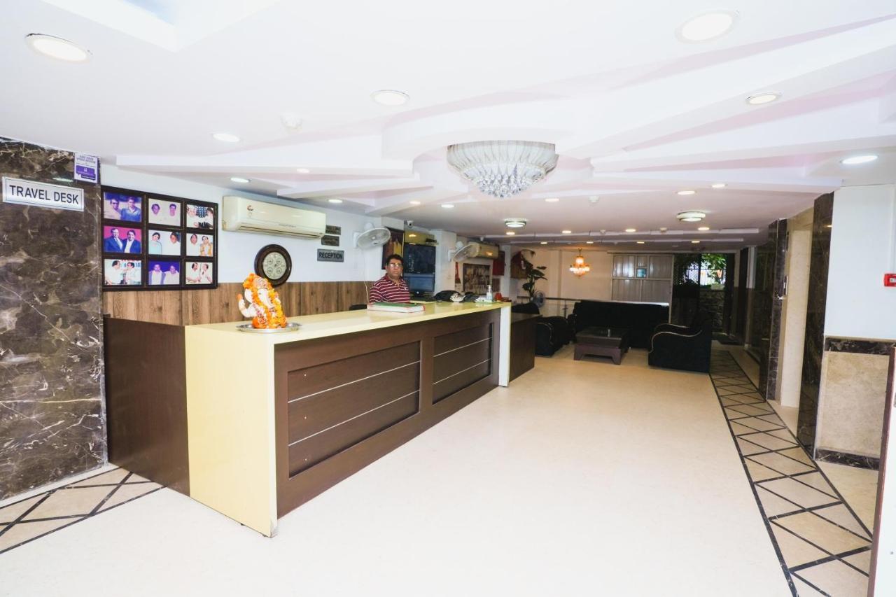 Hotel High 5 Land Делі Екстер'єр фото