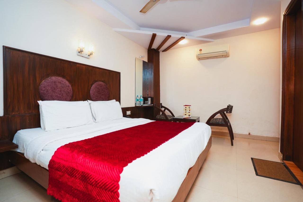Hotel High 5 Land Делі Екстер'єр фото